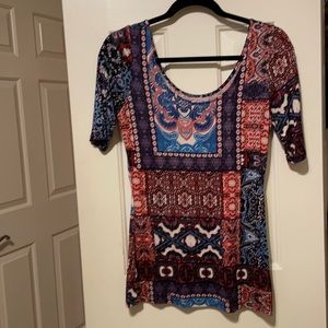 Multicolored Scoop Neck Shirt